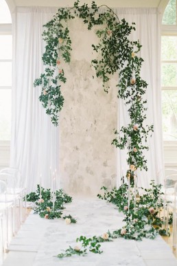 Lilas Wood fleuriste mariage à lyon en Rhône alpes - Inspiration Pinterest - Arche fleurie mariage minimaliste