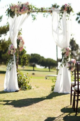 Lilas Wood fleuriste mariage à lyon en Rhône alpes - Inspiration Pinterest - Arche fleurie mariage tonnelle