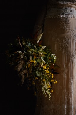 Bridal bouquet made by Lilas Wood, wedding florist in Lyon, France - Rock my world photography