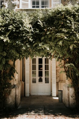 Porte de la Tour de Labergement - LILAS WOOD - Fleuriste Mariage Dijon & Bourgogne.